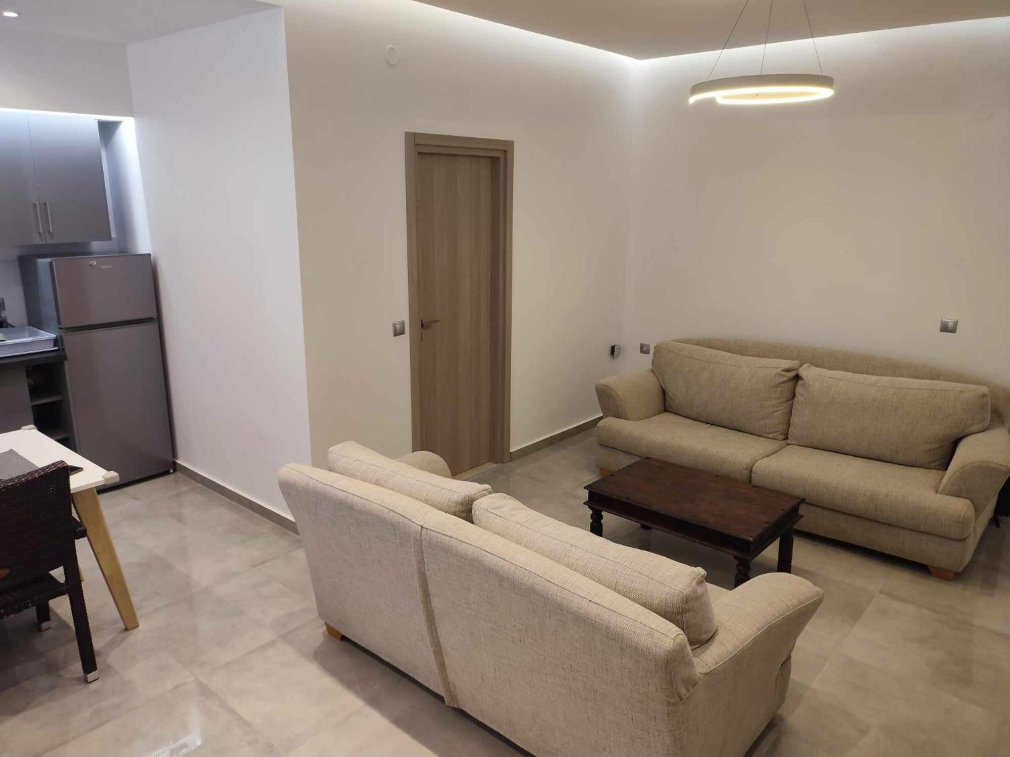 Lena Apartmán Sidárion